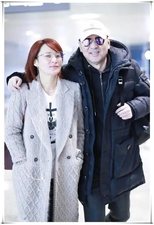 53岁陈建斌力破离婚传闻蒋勤勤否认老公有私生子