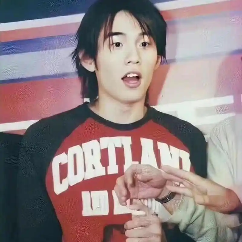 周杰伦 老照片帅到了