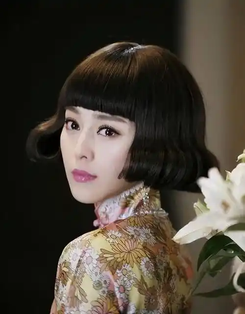 范冰冰最近在巴黎忙着"洗白",可惜观众不吃这一套_电影_税务_偷逃税