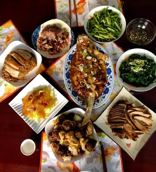 宅在家里过春节