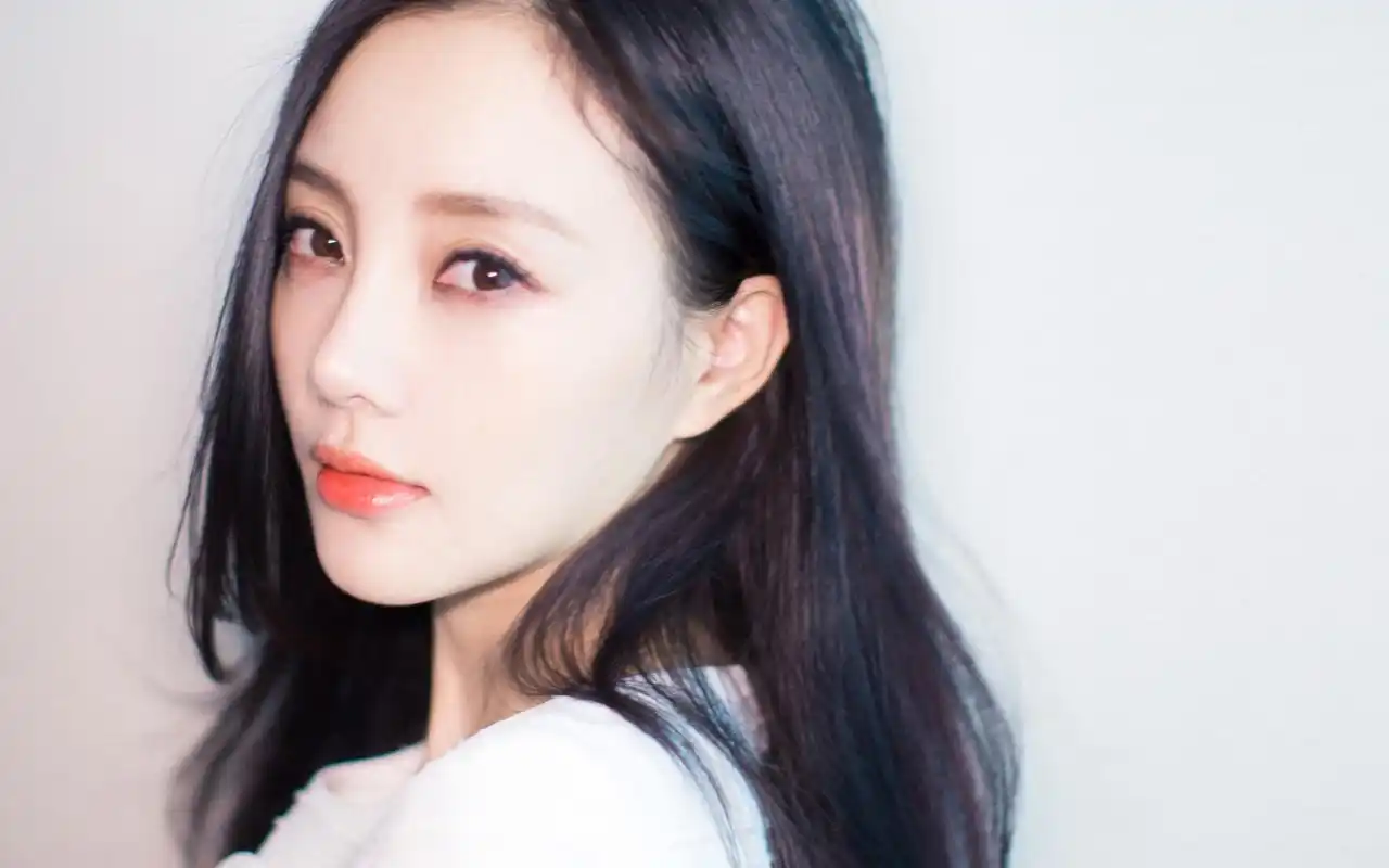 李小璐唯美写真高清桌面壁纸