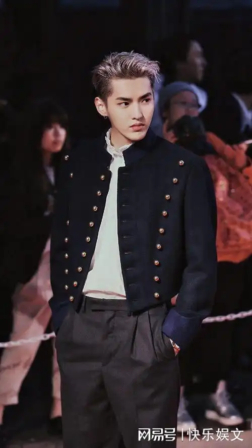 33岁吴亦凡二审被判13年违背妇女意志并且聚众淫乱证据确凿