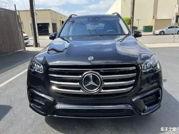 陕西西安24款奔驰gls450限时促销提车价84万 欢迎到店洽谈