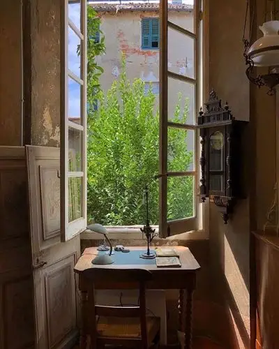 打开窗户有多美,窗外的美丽风景让人有些期许