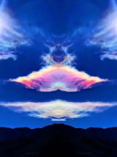 丽江天空七彩祥云惊艳来袭,你许愿了吗?