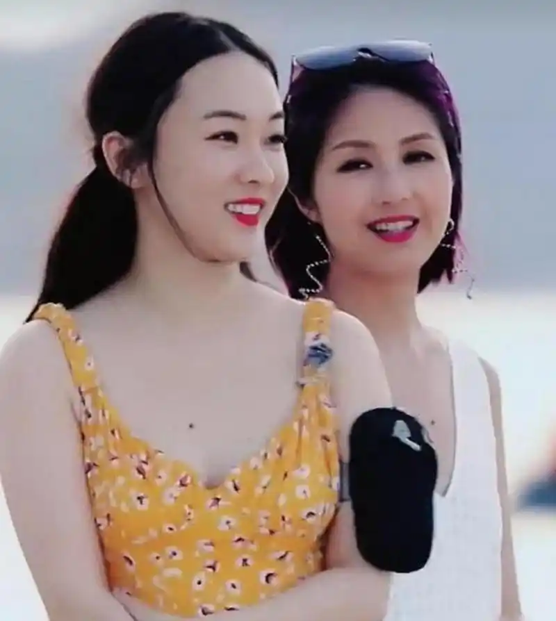 女神 霍思燕是一个胸怀大"痣"的女人,难道这是传说中的美人痣吗