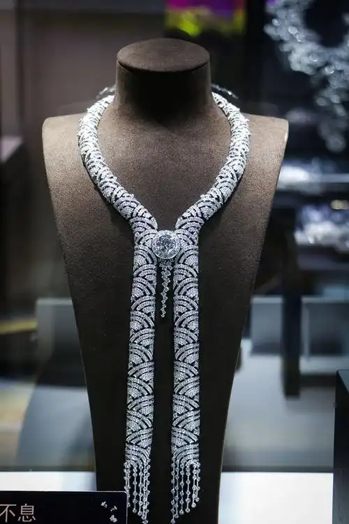 1000000000元国际珠宝展惊艳攀枝花,这次想不红都难!