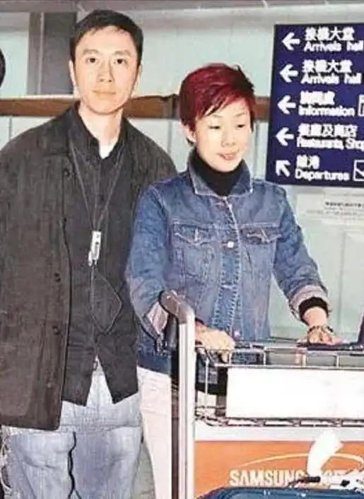 林忆莲:32岁嫁李宗盛,和初恋重燃旧爱,53岁和小11岁男友分手