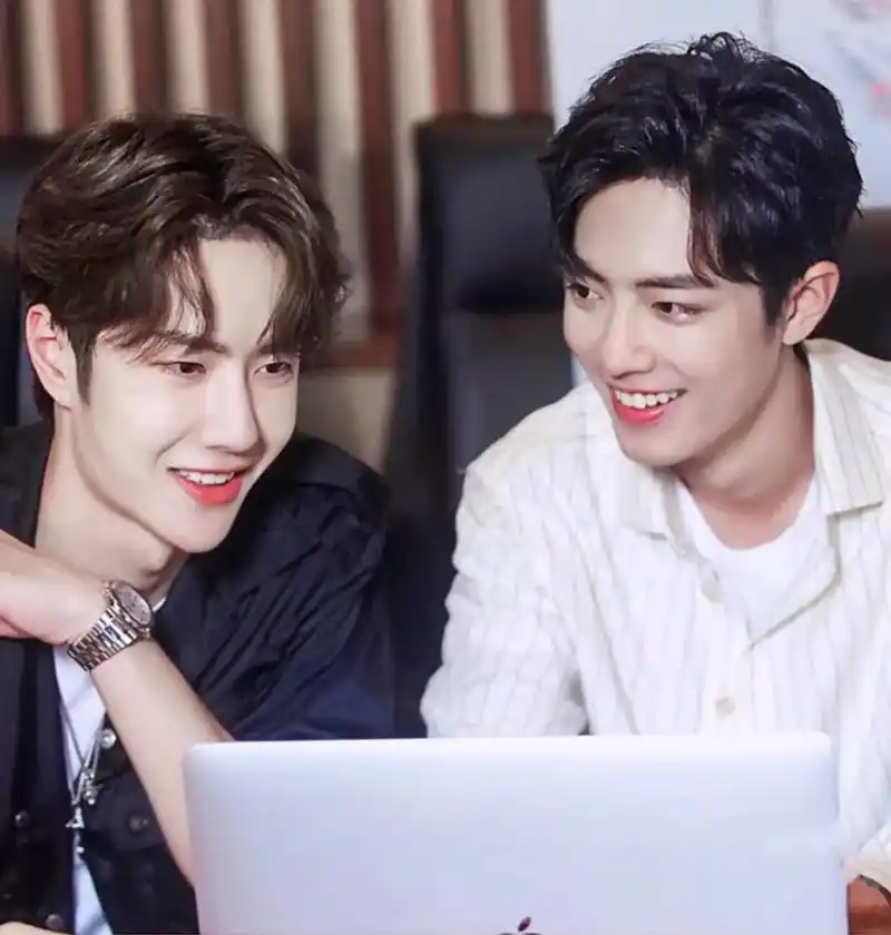 博君一肖 #王一博肖战 咧嘴笑是会传染的07 - 抖音