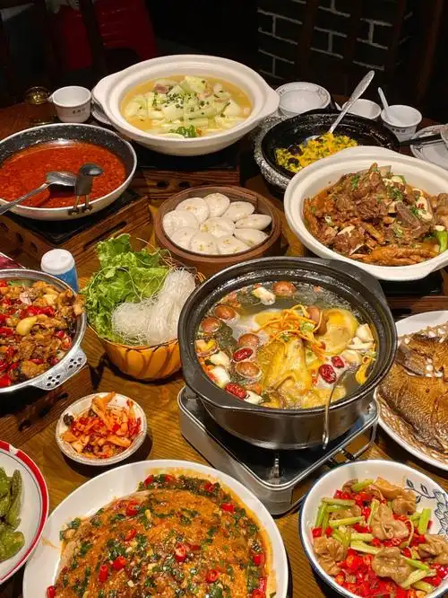 点单推荐97:「本味鲜牛肉」这里的特色菜之一,新鲜嫩牛肉 土豆片