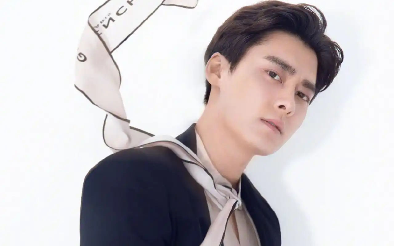 李易峰酷帅写真图片桌面壁纸