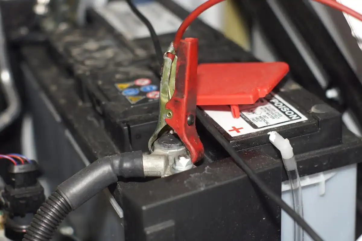 [原文:4个12v电瓶并联48v.