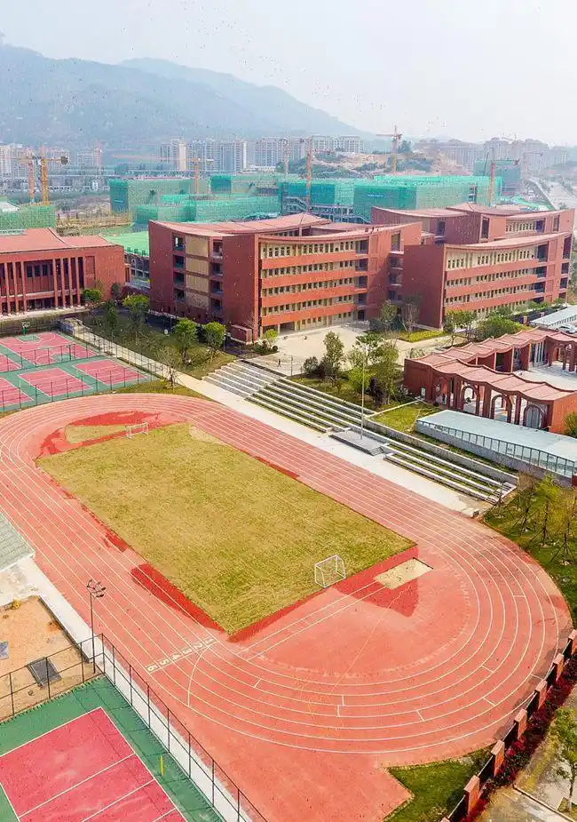 泉州晋江市与清华附中签订战略合作协议 致力提升晋江整体教育水平