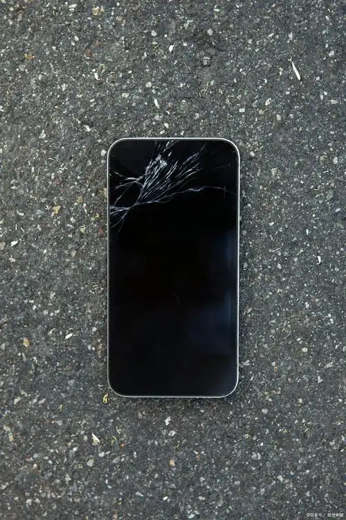 手机屏幕碎了如何补救?除了换屏,你还可以这样做