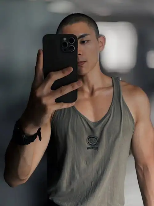 喜欢运动#寸头男孩  #新加坡生活