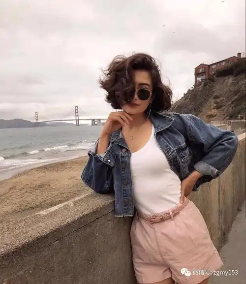 复古短卷发轻松吸引异性眼球 初秋一定要剪一款美美的!_短发