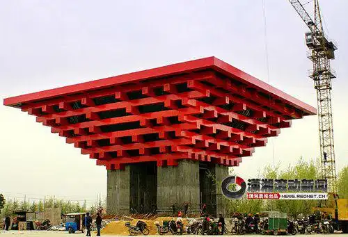 江苏阜宁县,仍然在建设中的"山寨版世博中国馆".