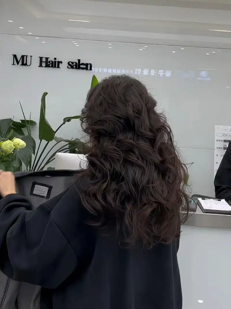 法式慵懒大卷!28号杠子烫显发量!