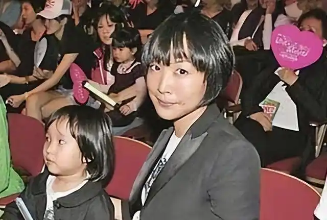 任贤齐老婆tina资料,任贤齐老婆(如今一家四口幸福甜蜜)