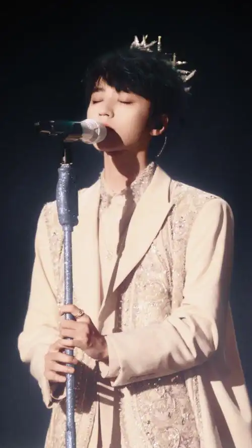 王俊凯新歌回望