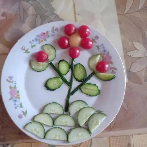 五年级美食节之水果拼盘