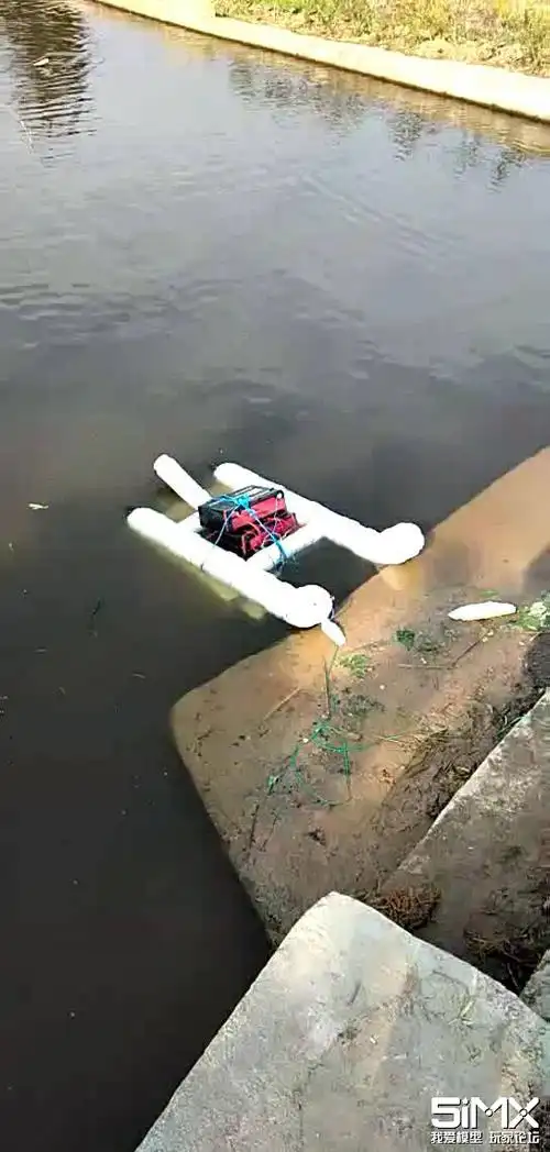 用pvc管打造拉网船