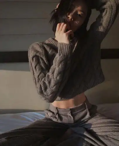 今天,姚老师就来谈谈腹肌,人鱼线和马甲线.