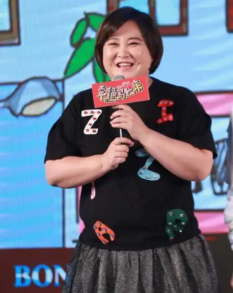贾玲又长胖10斤被粉丝们误认成刘欢