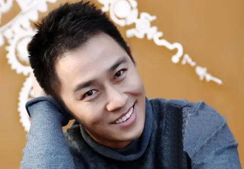 时隔四年王小毅宁静分手原因曝光话题女王低调小生的恋情路