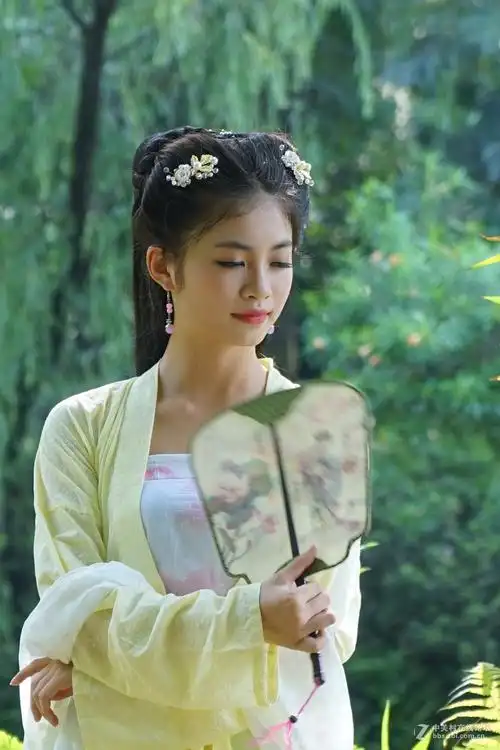 古装仕女图温晴