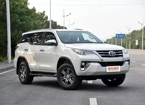 丰田"小霸道",超强性能进口越野车,不到30万就能开走!