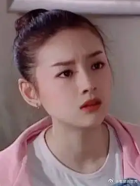 年轻的董洁清冷气质真绝了!