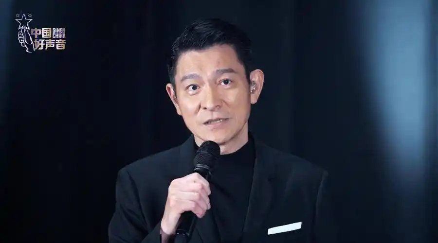 刘德华零片酬担任好声音见证人 普通话加粤语献唱开场秀_年轻人_乐坛