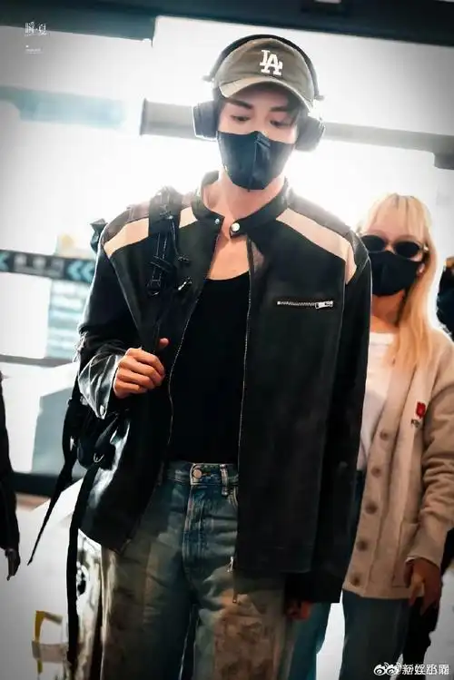 脏脏裤像极了赶路摔脏了裤子#曾舜晞脏脏裤