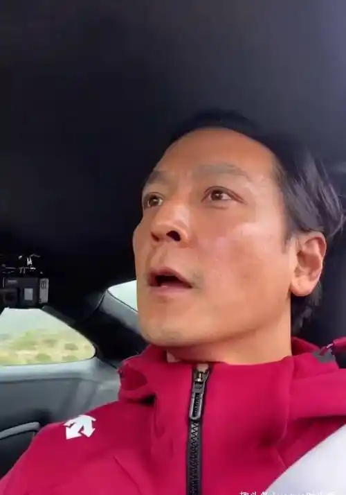 近日,吴彦祖的一段自拍视频引起了大家的关注,画面中的他脸色蜡黄,发