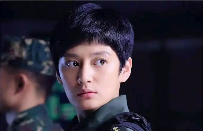 专访丨演员张澎澎:我喜欢顺其自然,但对表演绝对全力以赴