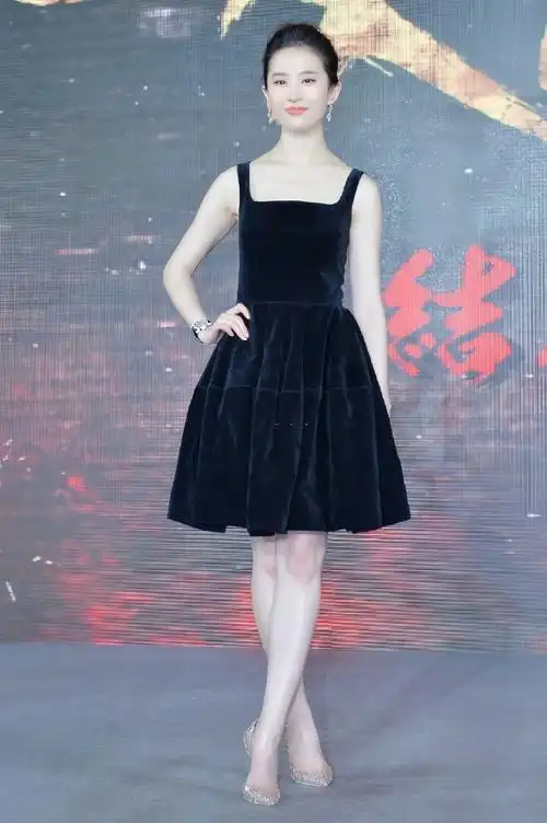 刘亦菲失去表情管理##星姐微博