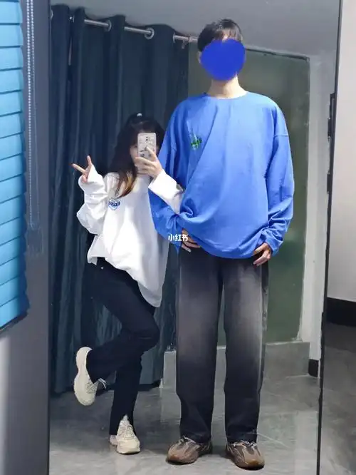 143183早春返校开学情侣穿搭蓝白cp感