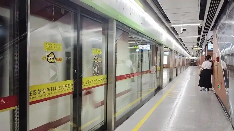 【广佛地铁】广州地铁广佛线b3型红带三期增购车gfx077-078菊树站不停