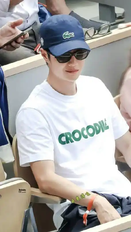 王一博看法网赛路透##王一博又歪嘴笑了