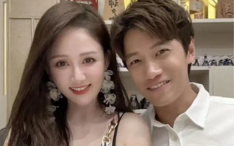 像吊灯哈哈哈哈哈哈笑死我了,你老公是会形容的#陈乔恩#艾伦#耳环