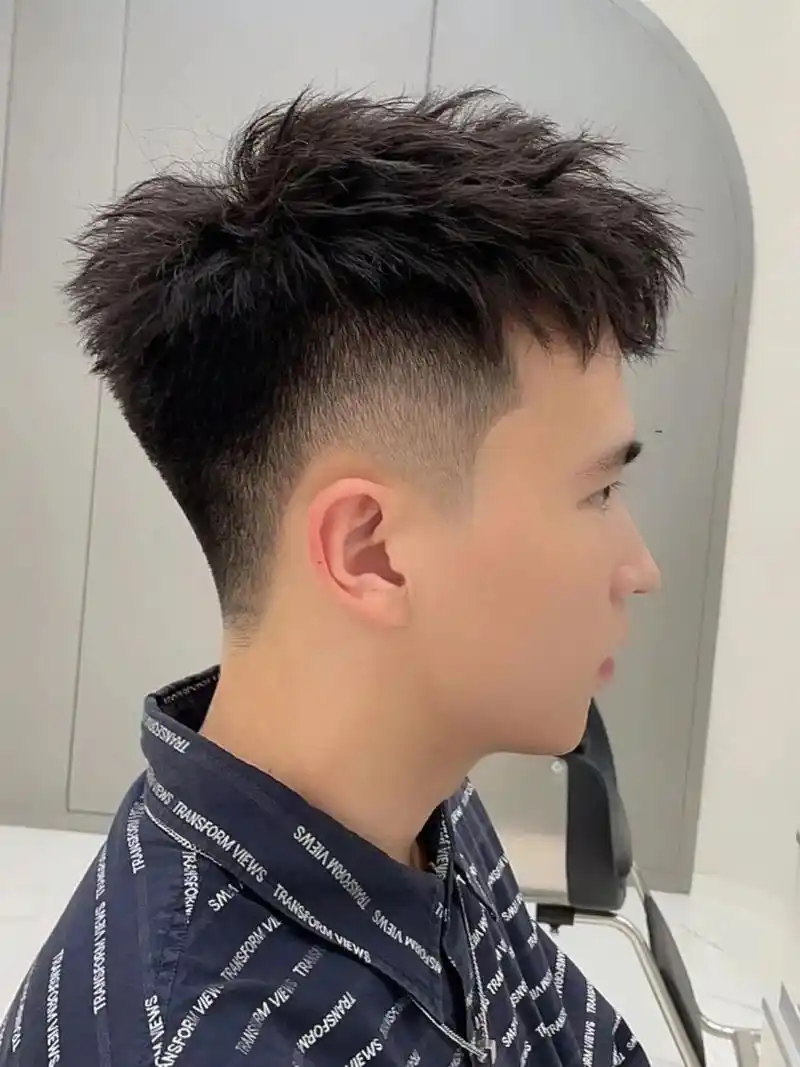 今日发型推荐.男生短发怎么剪好看|||饱满后脑勺 t型显瘦| - 抖音