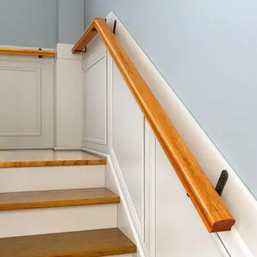 欧式靠墙楼梯扶手实木老人防滑拉手家用通道楼梯扶手