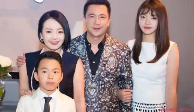 王中磊通吃是真的吗华谊娱乐王中磊被传男宠真相揭秘