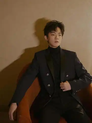 《蓬莱间》开播,热血97到鬼马管家,看"神助攻"李明德的进阶路