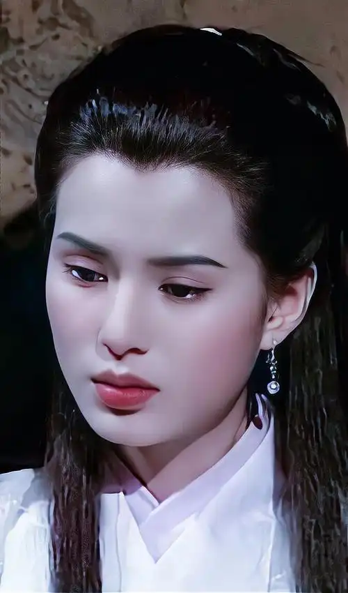 李若彤的小龙女,成了几代人心中念念不忘的白月光!