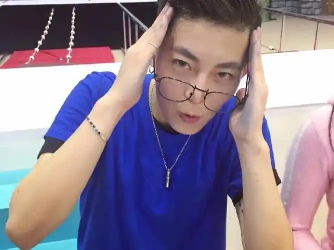 vc_周晨晞的直播