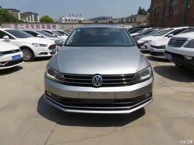 最新拿下16年大众速腾,1.4t豪华版,小姐姐一手,车况精品