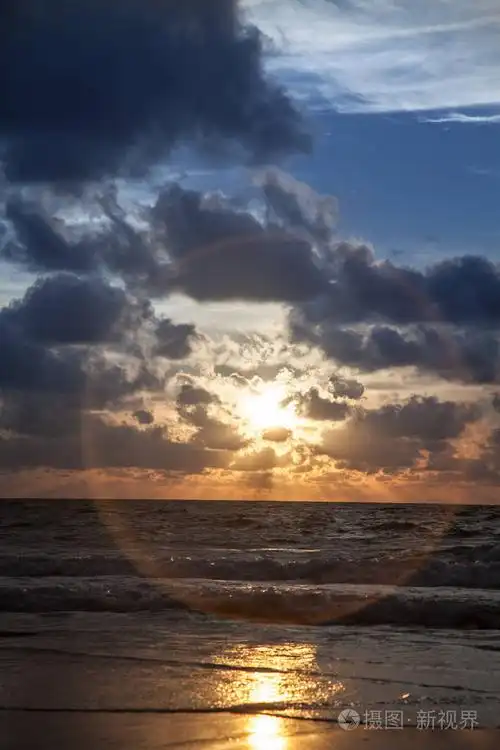 美丽的日出码头, 清晨海景