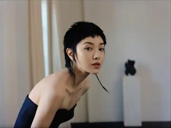 郭采洁竟然结婚了,老公人品遭网友质疑